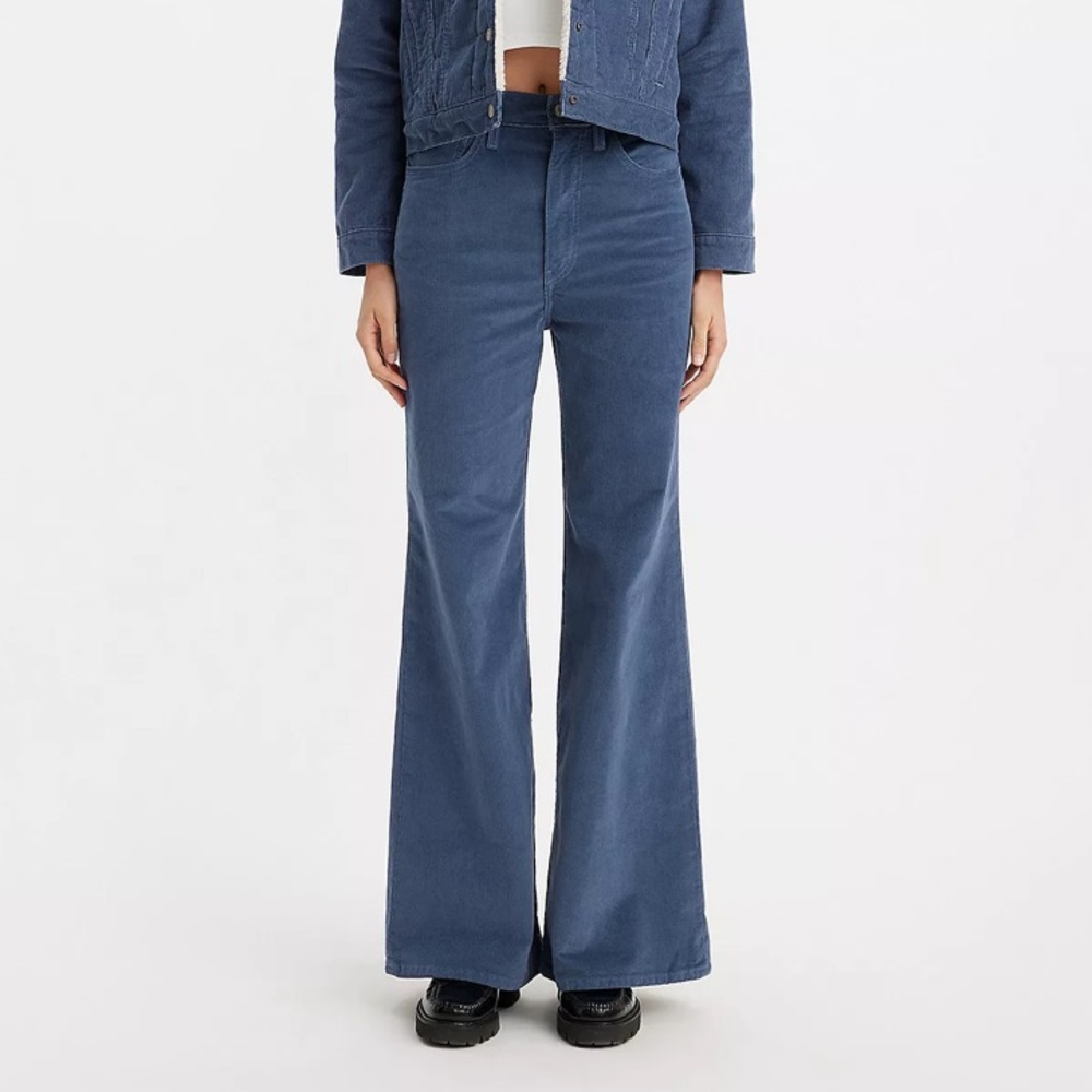 Levi Ribcage Wide Leg Corduroy Pants